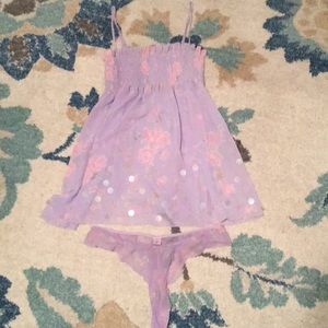 Victoria’s Secret set medium